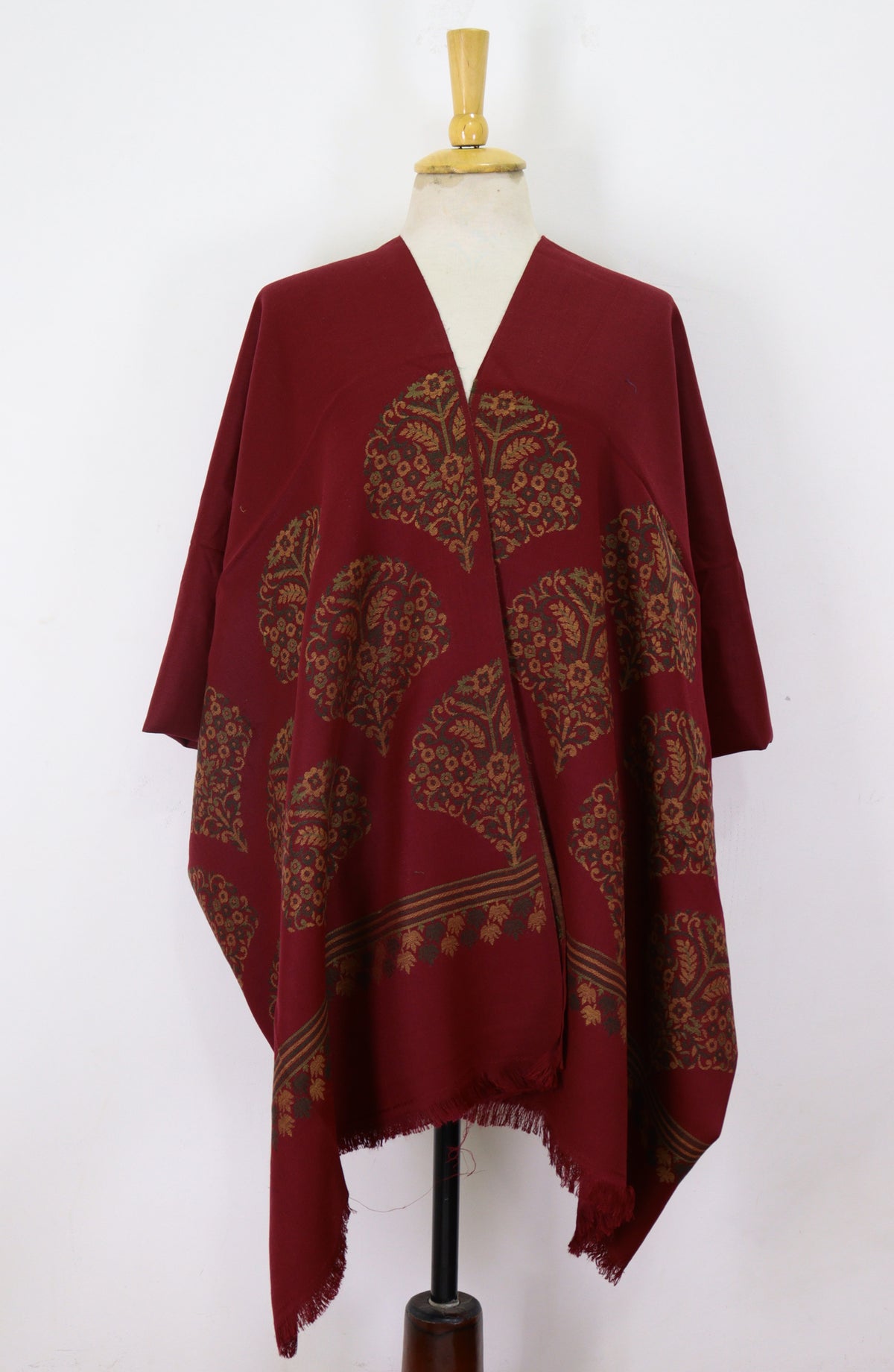Amna Khadija Premium Wool Shawl - D-07 - 9601490 - AM25SHWL - Maroon - Winter Collection