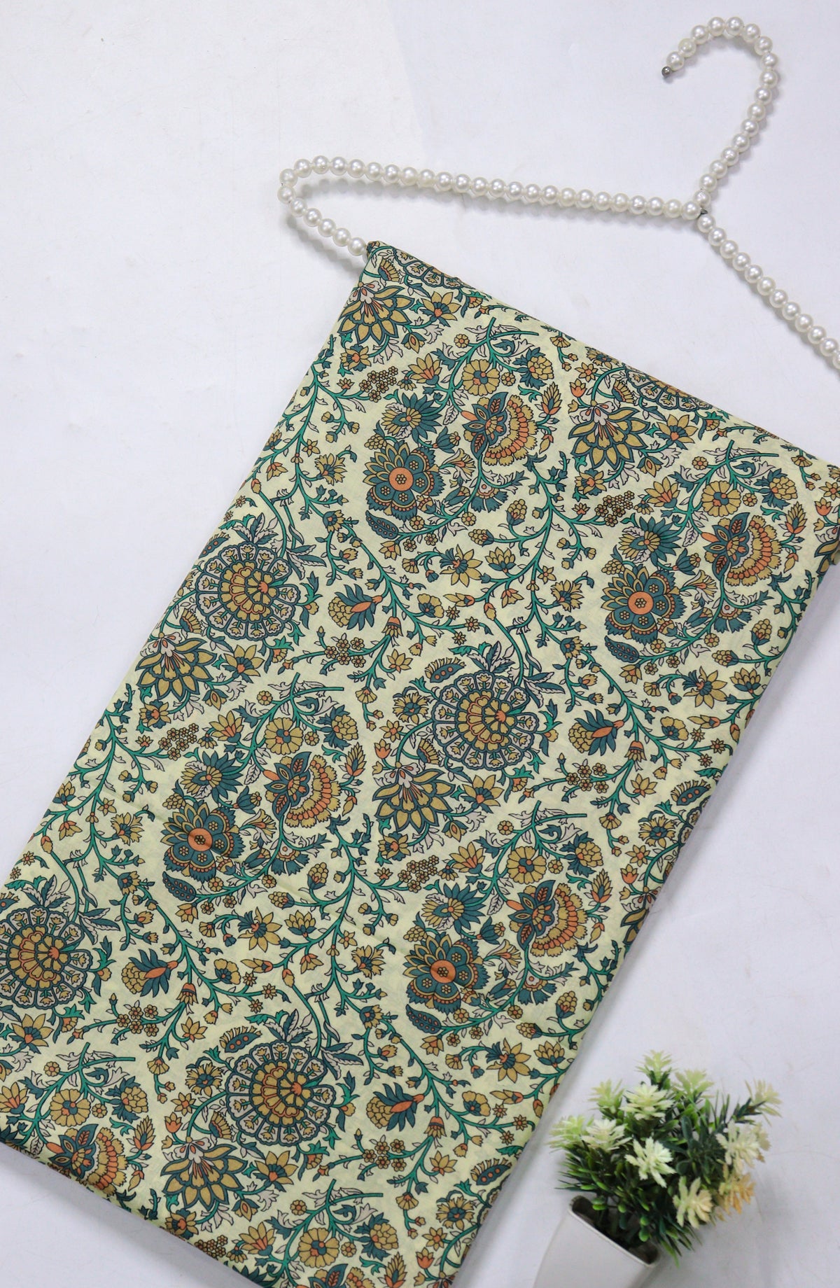 Amna Khadija Printed Lawn Unstitched 1 Piece - PD-17 - AM26PCO - Green - Summer Collection