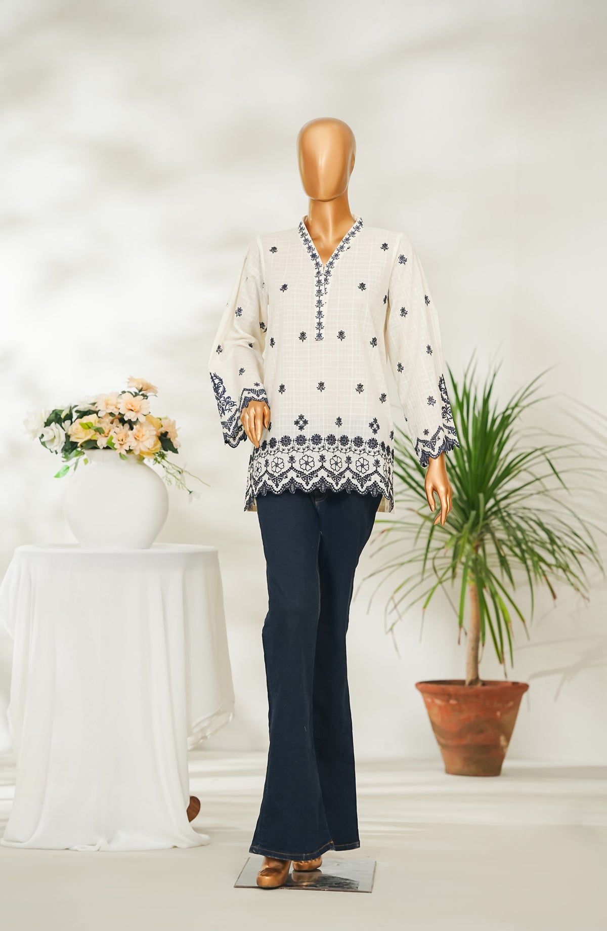Amna Khadija Urban Fusion Embroidered Dobby Cambric Slub Stitched Western Top - UFWT-19 - AM26UFWT - White - Casual Collection