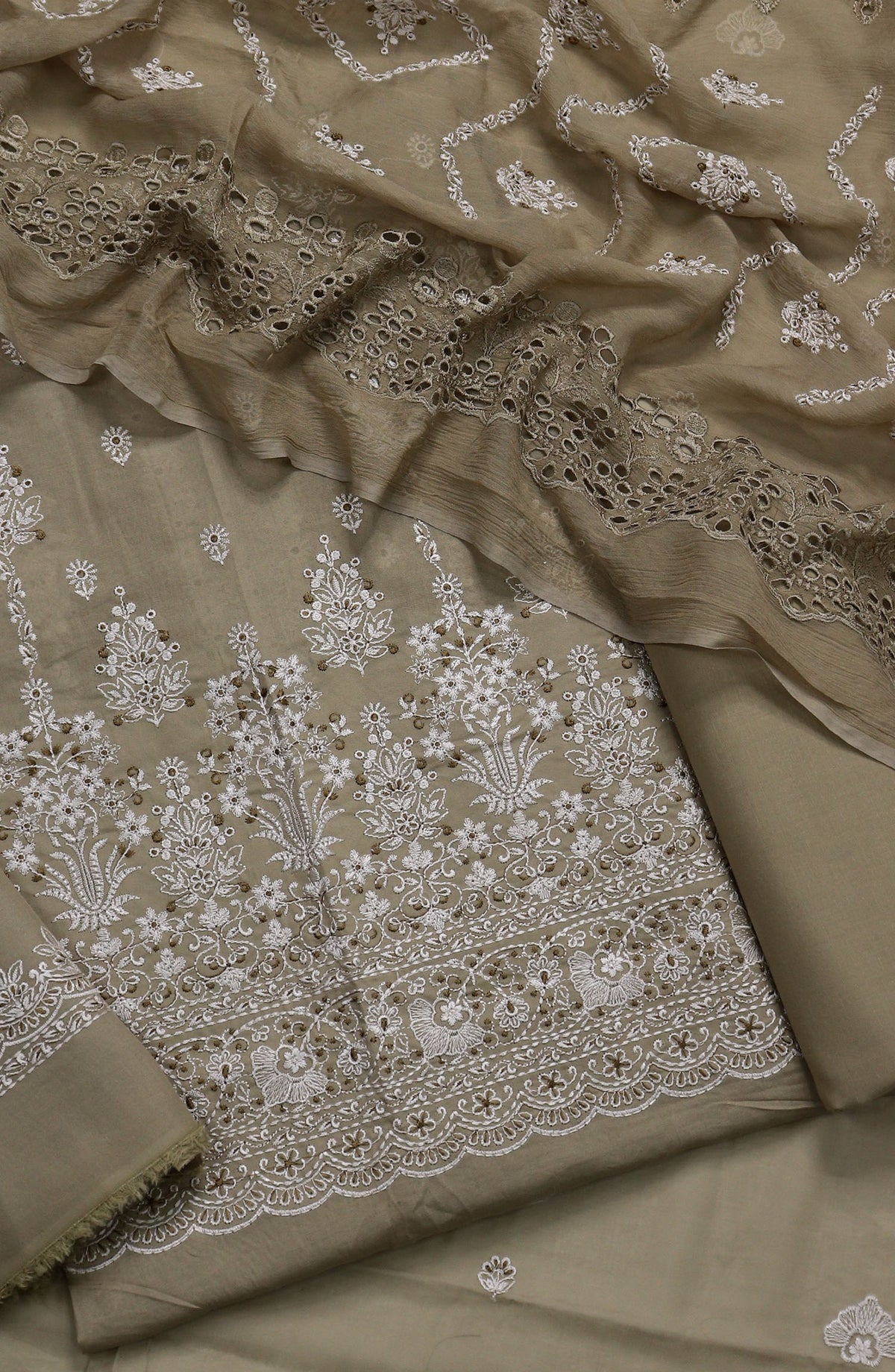 Alhena by Amna Khadija Exclusive Embroidered Swis Lawn Unstitched 3 Piece Suit - Design-04 - AM25ASWS - Green - Summer Collection