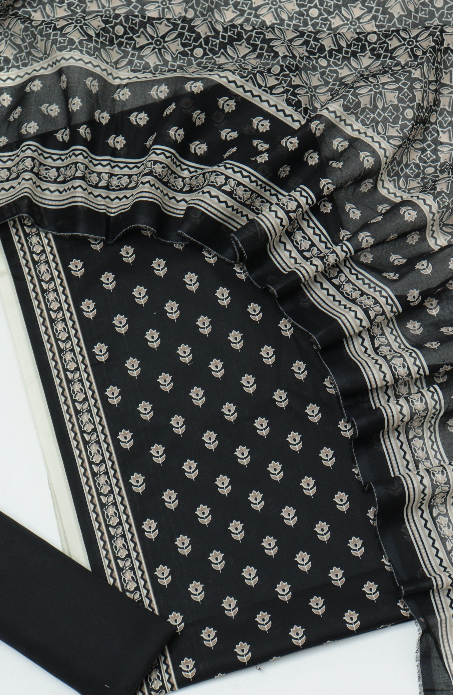 Bin Saeed Printed Cambric Unstitched 3 Piece Suit - D-01 - BS26CMP - Black - Winter Collection