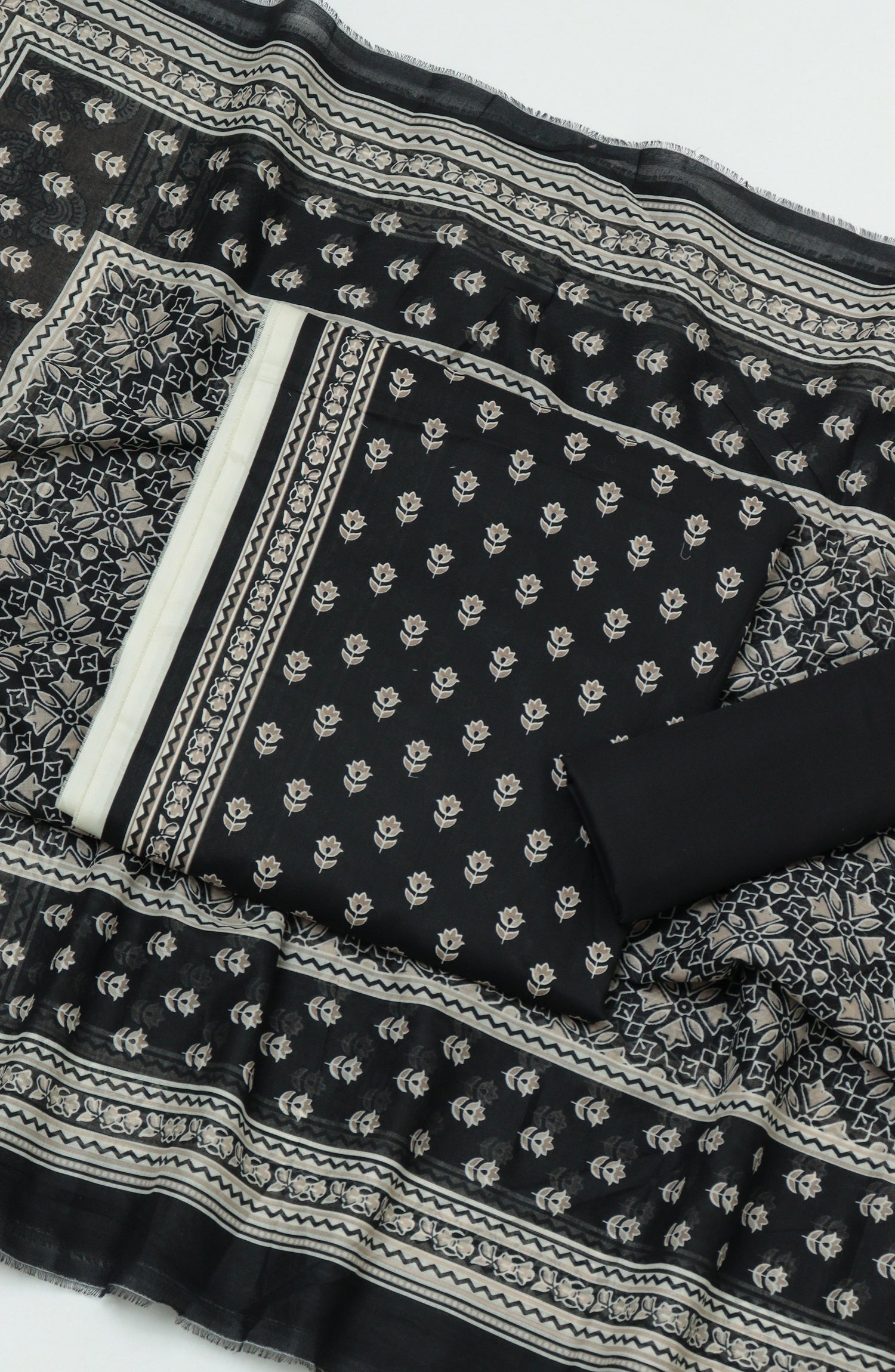 Bin Saeed Printed Cambric Unstitched 3 Piece Suit - D-01 - BS26CMP - Black - Winter Collection