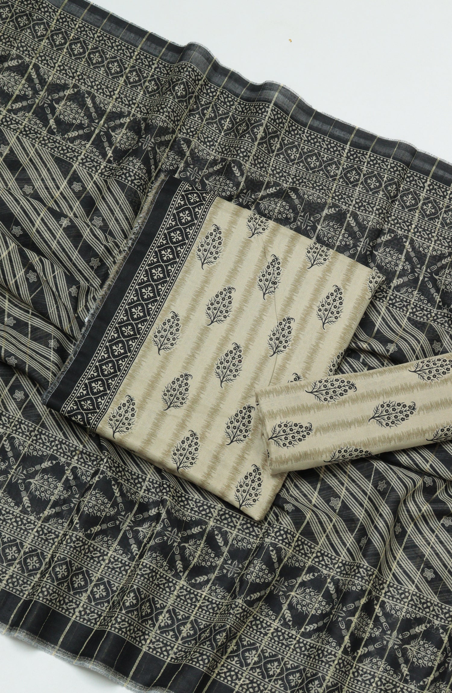 Bin Saeed Printed Cambric Unstitched 3 Piece Suit - D-02 - BS26CMP - Fawn - Winter Collection