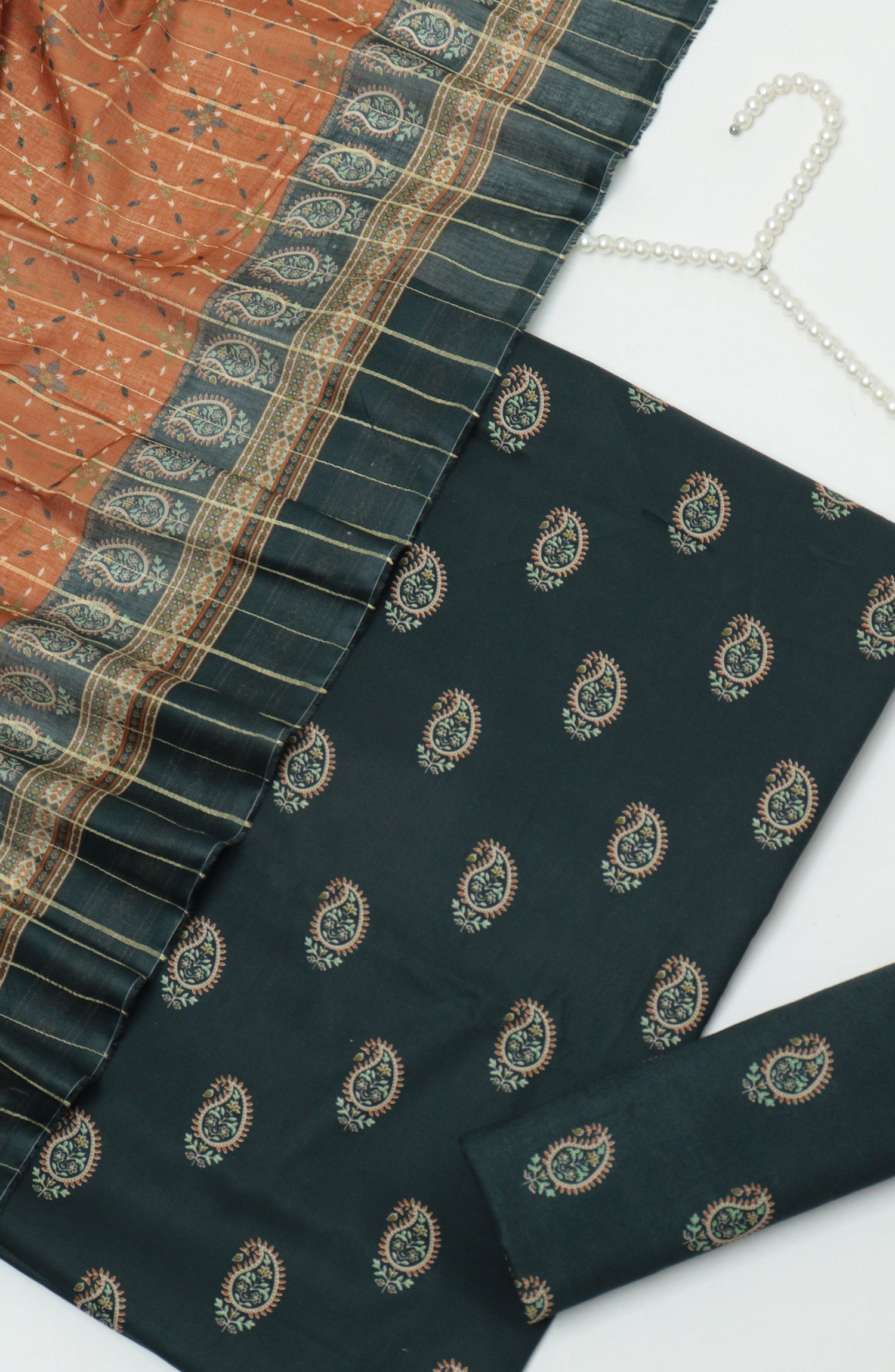 Bin Saeed Printed Cambric Unstitched 3 Piece Suit - D-06 - BS26CMP - Green - Winter Collection