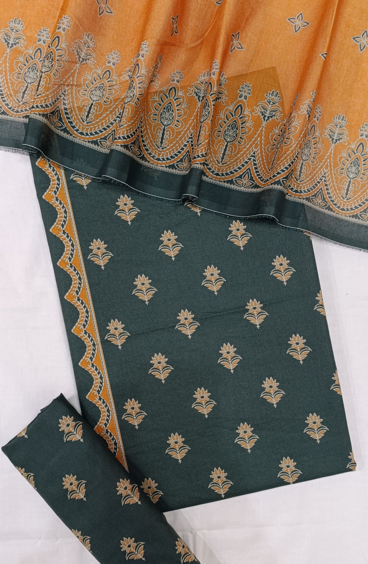 Bin Saeed Digital Printed Cotton Cambric Unstitched 3 Piece Suit - Design-09 - BS25DCC - Green - Summer Collection