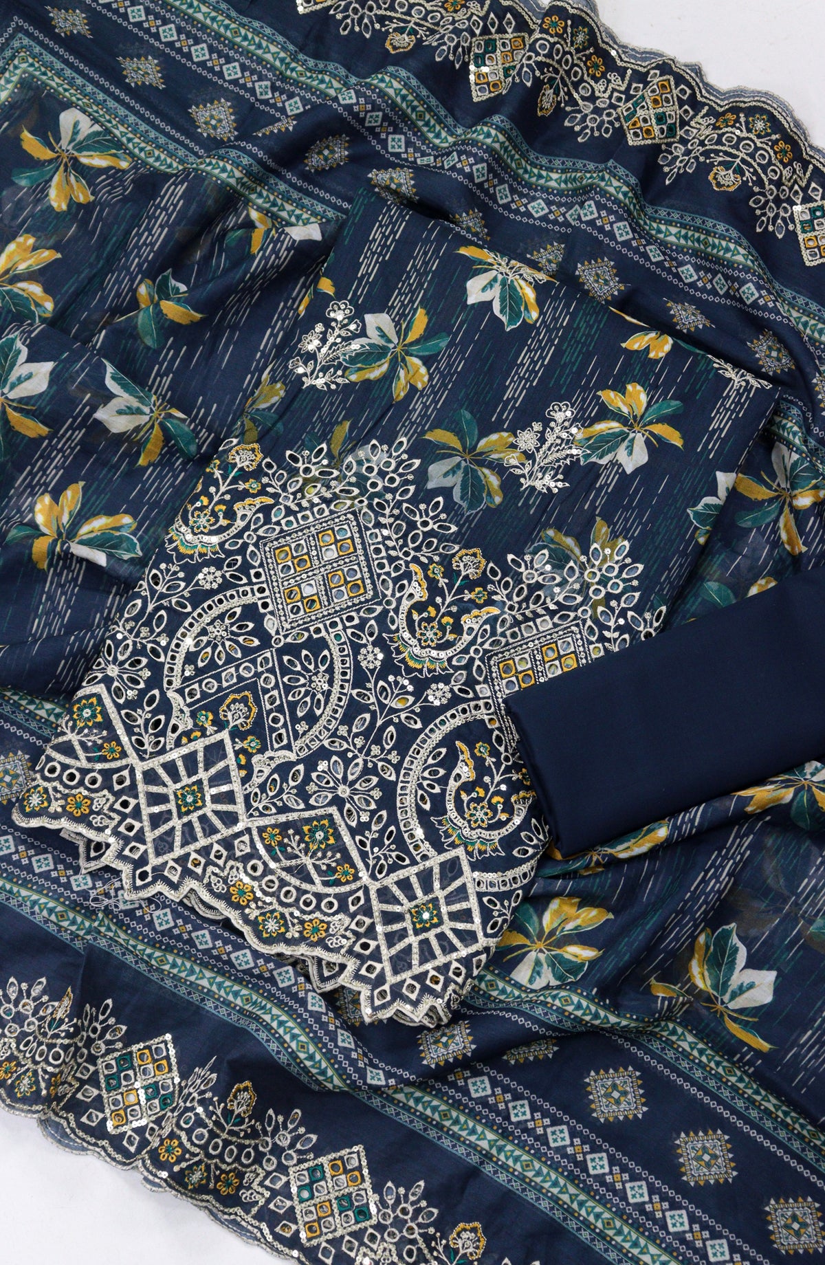 Bin Saeed Embroidered Lawn Unstitched 3 Piece Suit - Design-03 - BS26LLW - Blue - Summer Collection