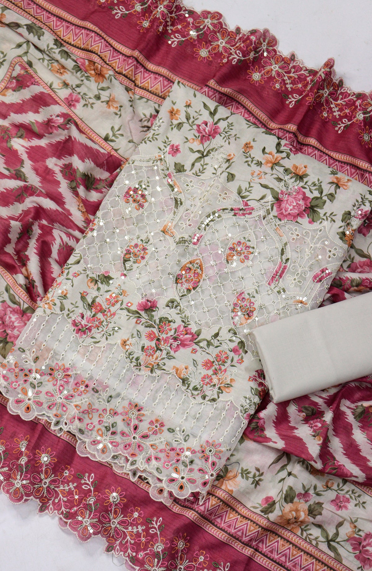 Bin Saeed Embroidered Lawn Unstitched 3 Piece Suit - Design-13 - BS26LLW - Red - Summer Collection