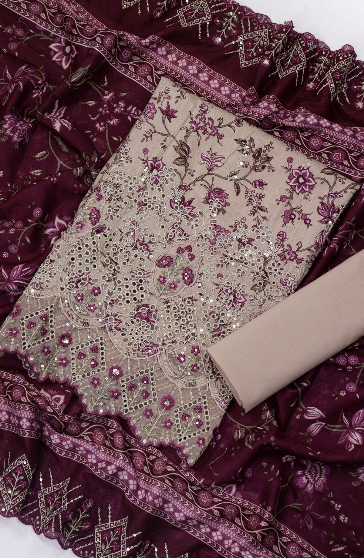 Bin Saeed Embroidered Lawn Unstitched 3 Piece Suit - Design-01 - BS26LLW - Purple - Summer Collection