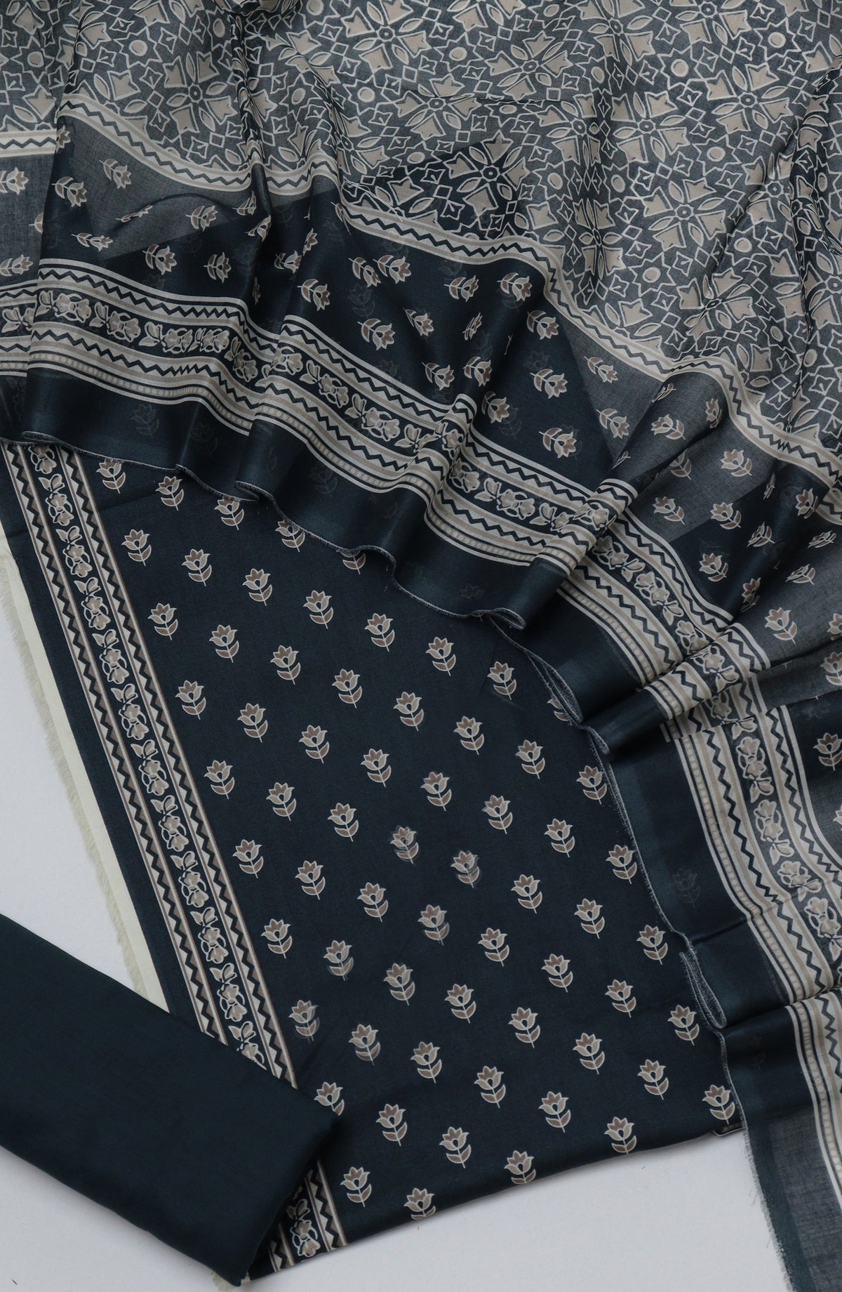 Bin Saeed Printed Cotton Unstitched 3 Piece Suit - D-10 - BS26FTH - Black - Summer Collection