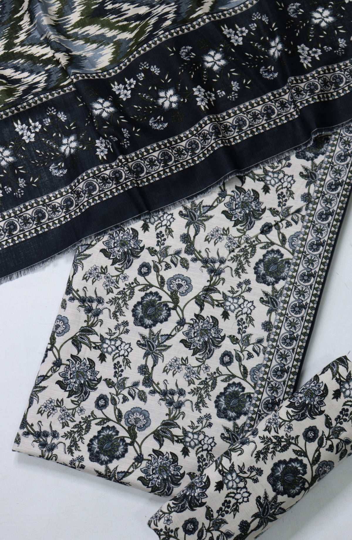 Bin Saeed Printed Khaddar Unstitched 3 Piece Suit - Design-30 - BS25KHD - Black - Winter Collection