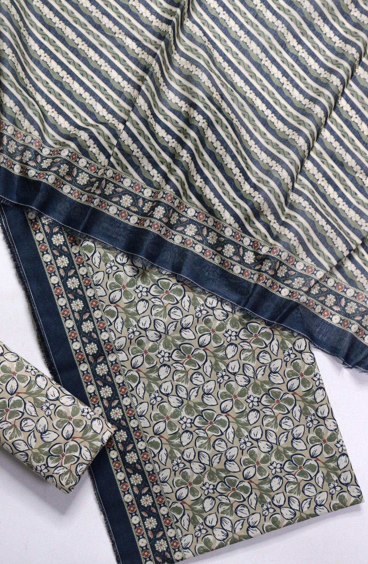 Bin Saeed Printed Lawn Unstitched 3 Piece Suit - Design-20 - BS26PR - Green - Summer Collection