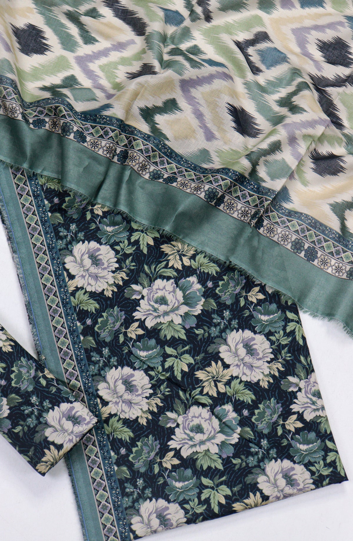 Bin Saeed Printed Lawn Unstitched 3 Piece Suit - Design-33 - BS26PR - Green - Summer Collection