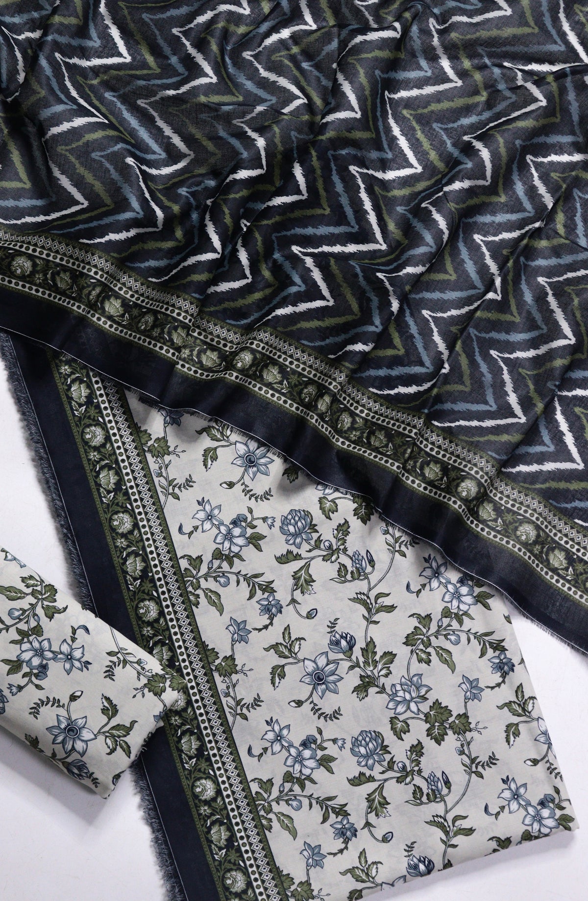 Bin Saeed Printed Lawn Unstitched 3 Piece Suit - Design-17 - BS26PR - Black - Summer Collection