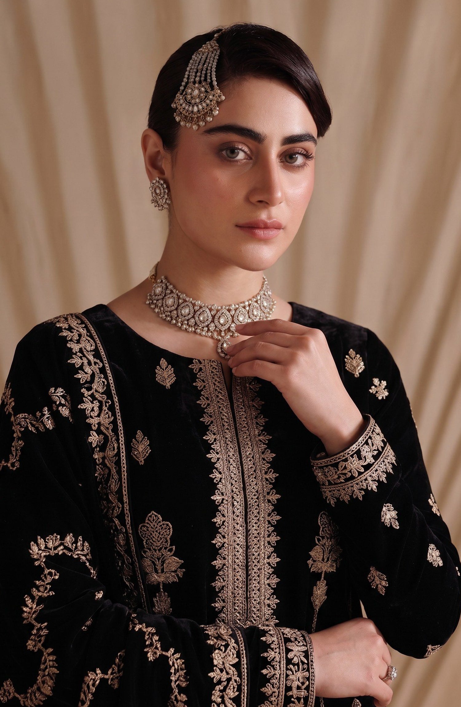 Chanchal by Amna Khadija Embroidered Velvet Unstitched 3 Piece Suit - D-06 - AM26CNL - Black - Winter Collection