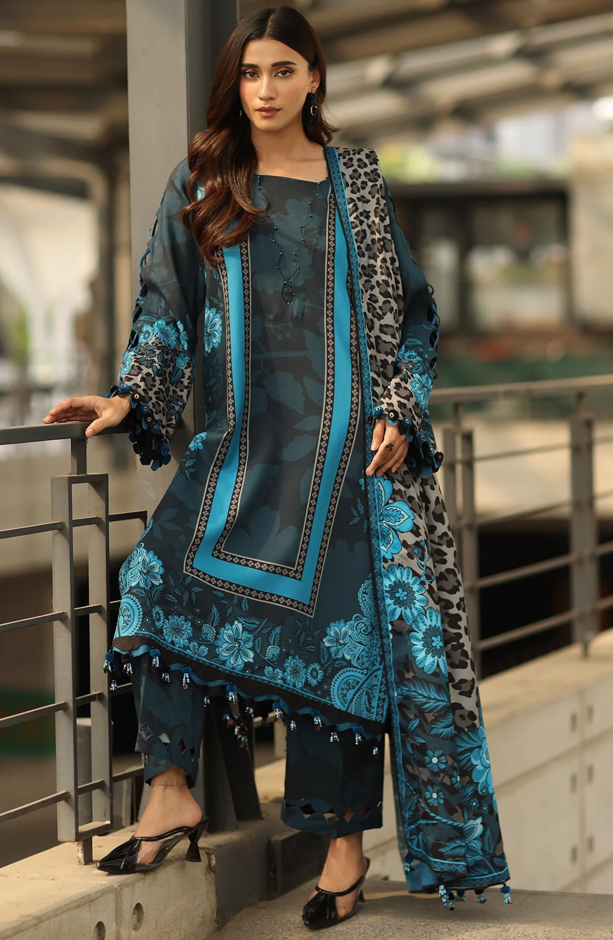 Charizma C-Prints Printed Staple Unstitched 3 Piece Suit - CPW5-18 - CHZ25CW - Blue - Winter Collection