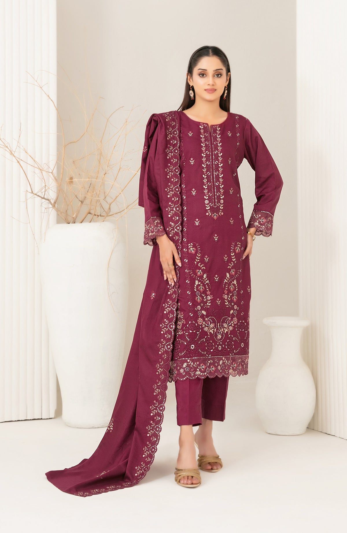 Dhoop Kinaray by Tawakkal Fabrics Embroidered Viscose Slub Unstitched 3 Piece Suit - D-5063 - TF25DHP - Maroon - Winter Collection
