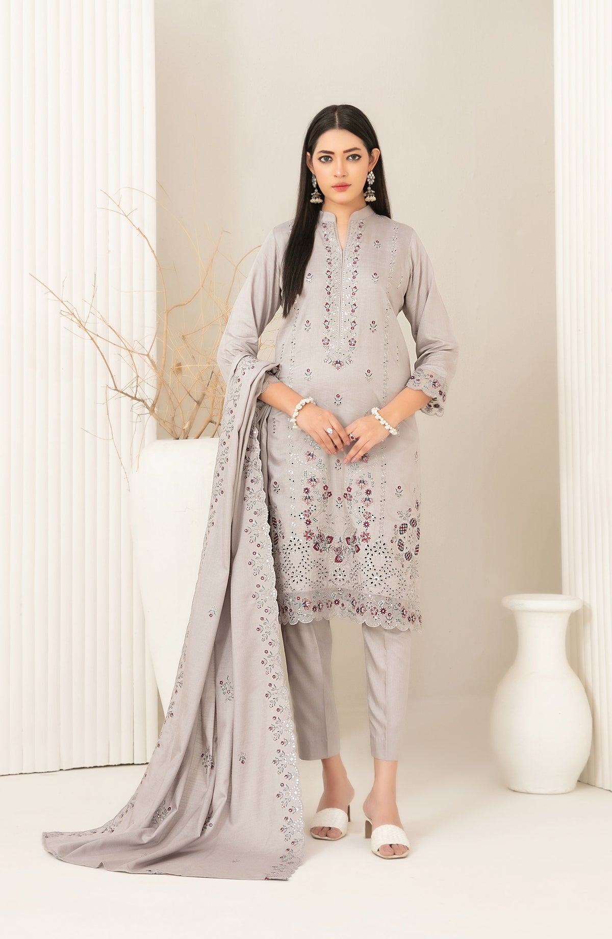 Dhoop Kinaray by Tawakkal Fabrics Embroidered Viscose Slub Unstitched 3 Piece Suit - D-5062 - TF25DHP - Grey - Winter Collection