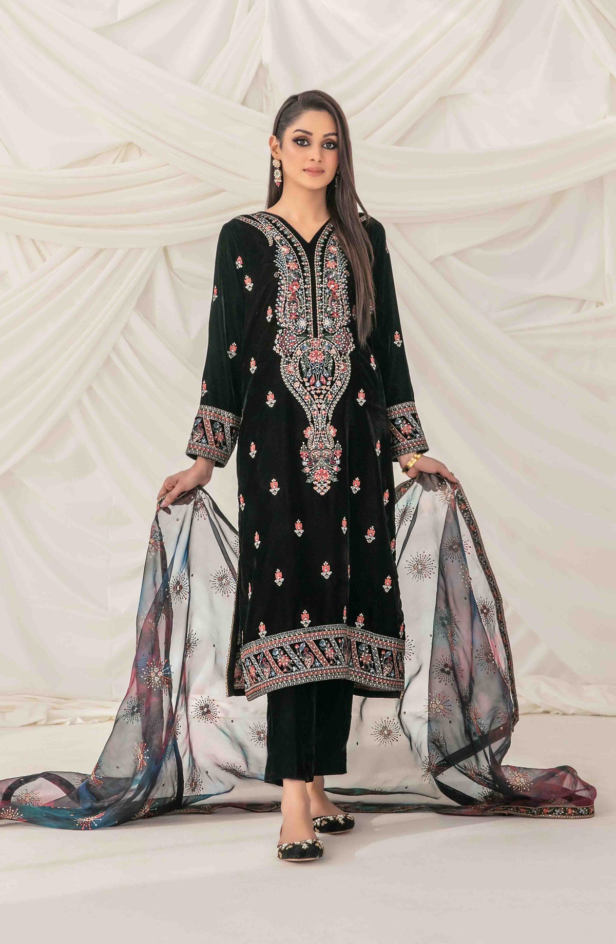 Eshqam by Tawakkal Fabrics Embroidered Velvet Unstitched 3 Piece Suit - D-5156 - TF25ESQ - Black - Winter Collection
