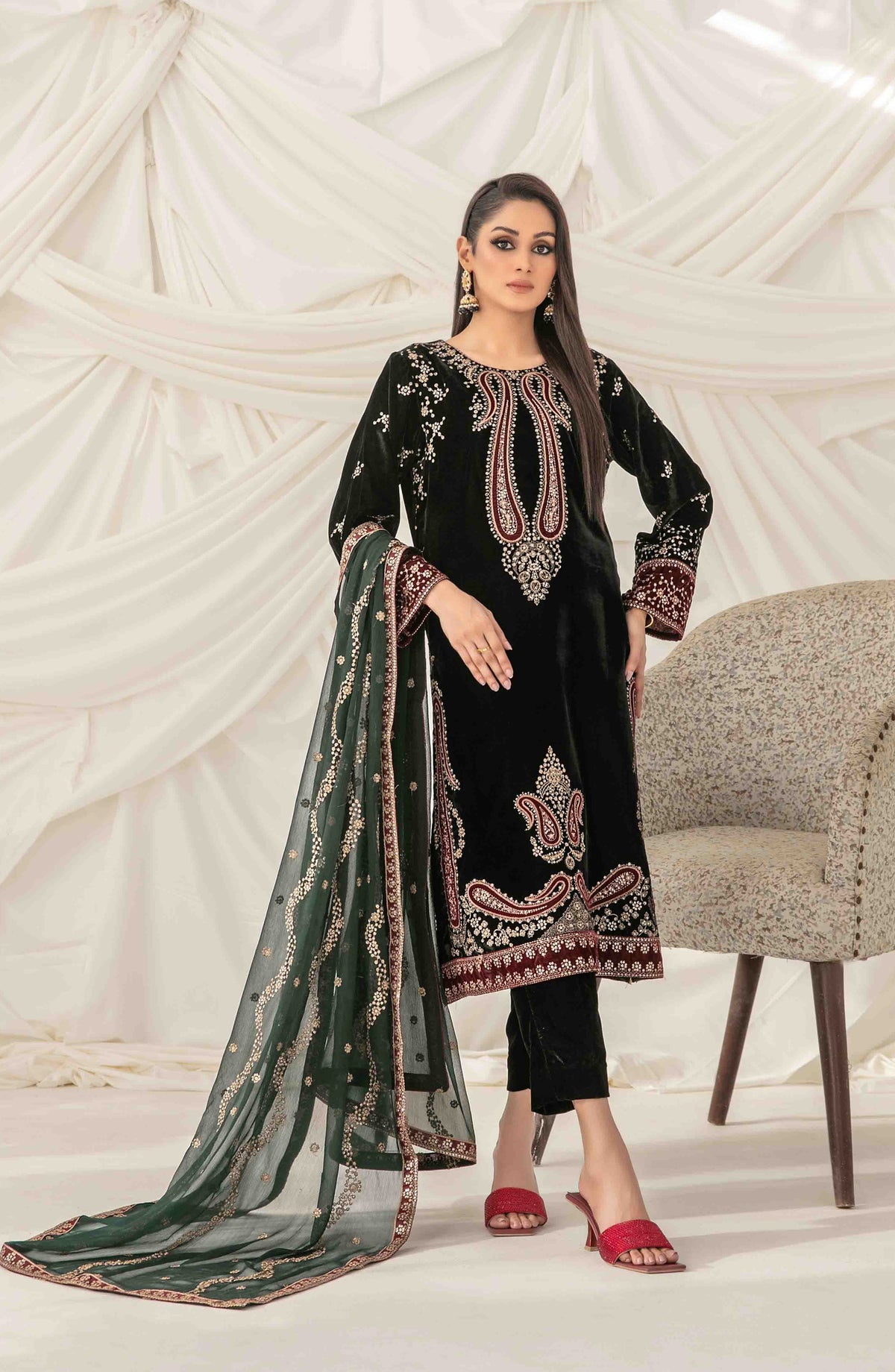 Eshqam by Tawakkal Fabrics Embroidered Velvet Unstitched 3 Piece Suit - D-5151 - TF25ESQ - Green - Winter Collection