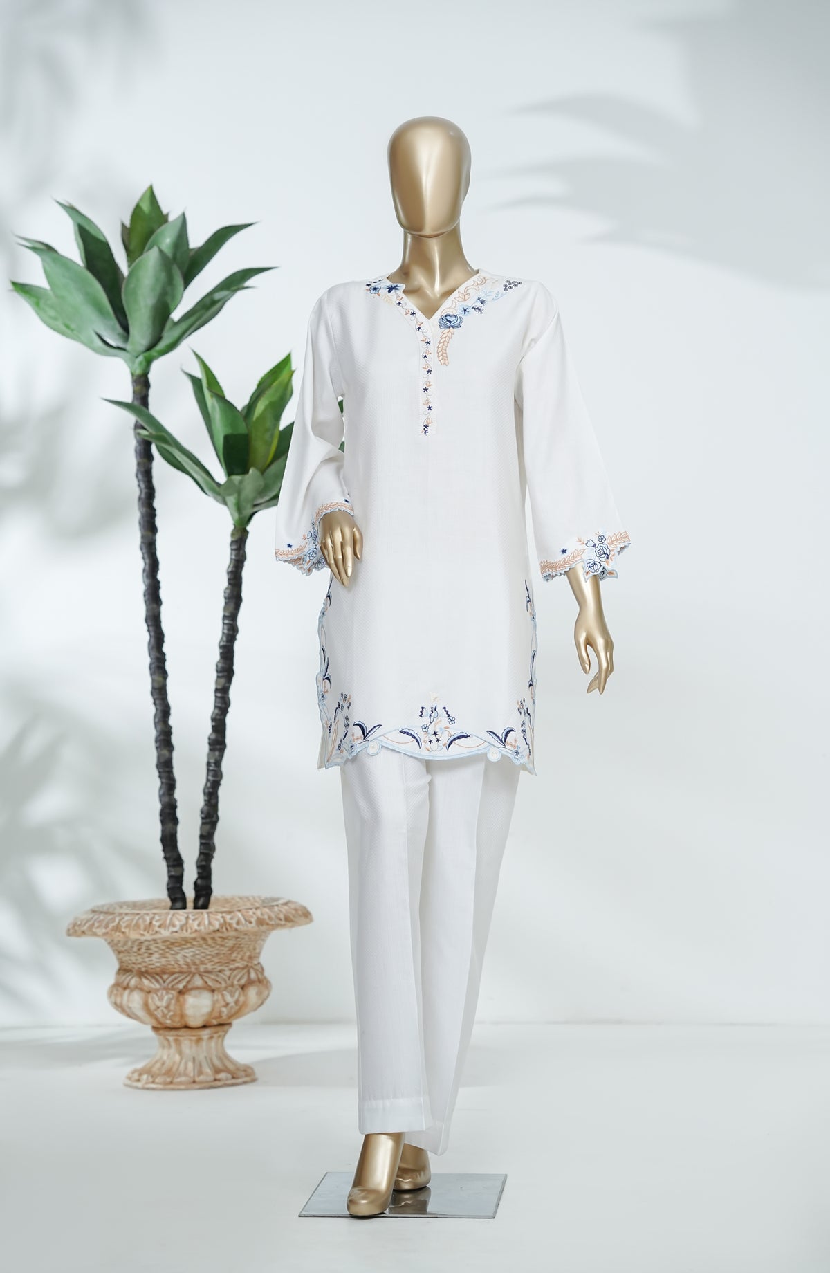 Feeya by Amna Khadija Embroidered Dobby Lawn Stitched 2 Piece Co-ords - FEE-05 - AM26FYA - White - Eid Collection
