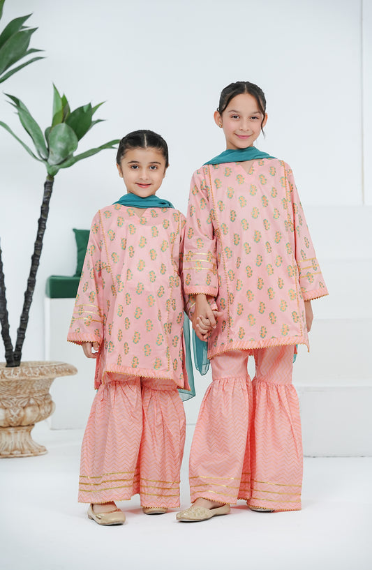 Gurya Shernaz Raya by Amna Khadija Embroidered Cotton Stitched 3 Piece Suit - GSRE-04 - AM26GSRE - Pink - Festive Collection