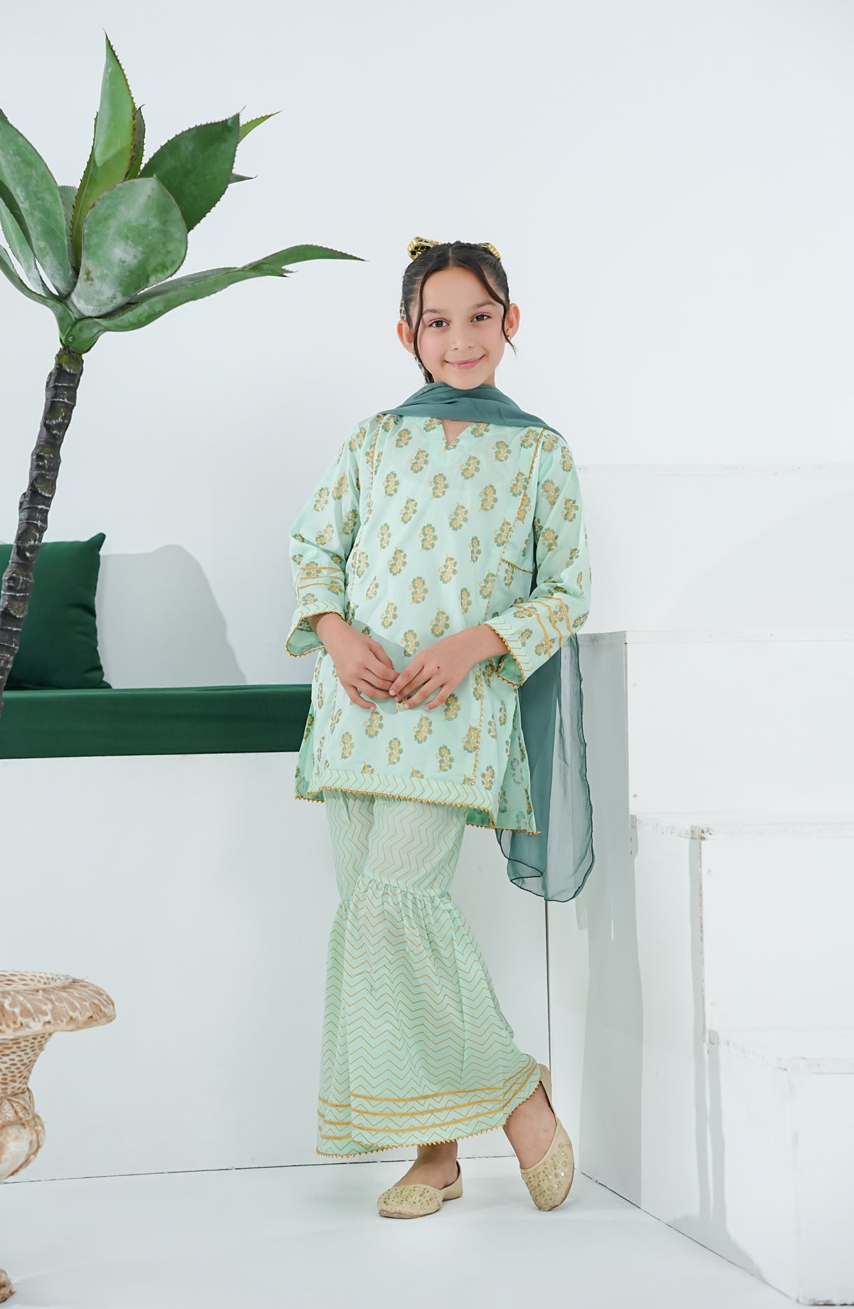 Gurya Shernaz Raya by Amna Khadija Embroidered Cotton Stitched 3 Piece Suit - GSRE-02 - AM26GSRE - Sea Green - Festive Collection