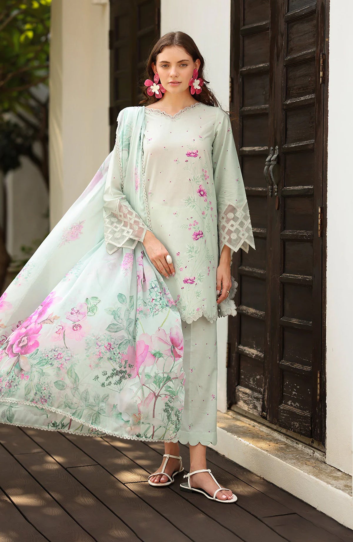 Iznik Exclusive Embroidered Lawn Unstitched 3 Piece Suit - UE-500 - IZN26EL - Light Mint - Summer Collection