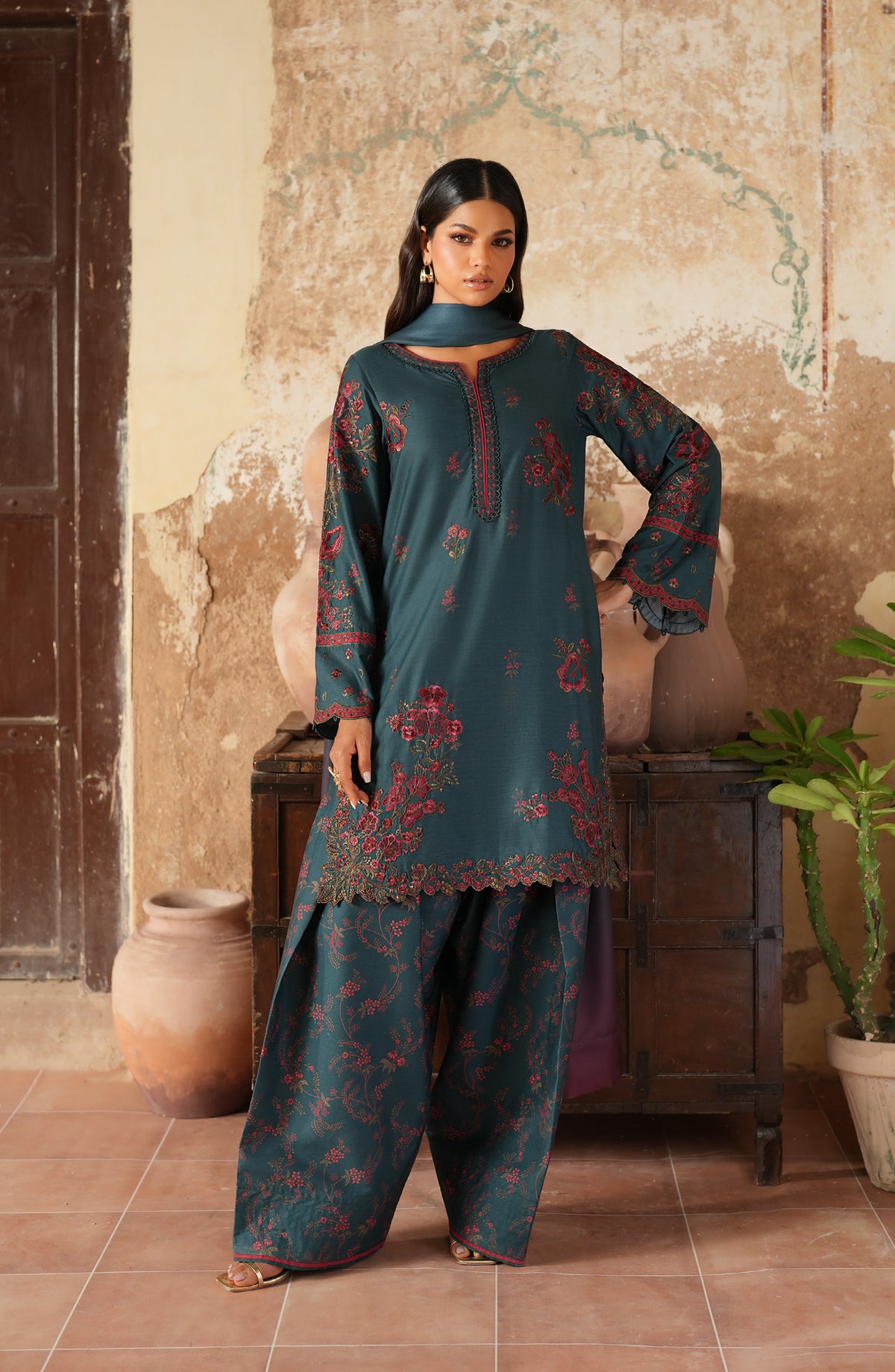 Iznik Pre Fall Embroidered Linen Unstitched 3 Piece Suit - IPF-01 - IZN25PFL - Blue - Winter Collection