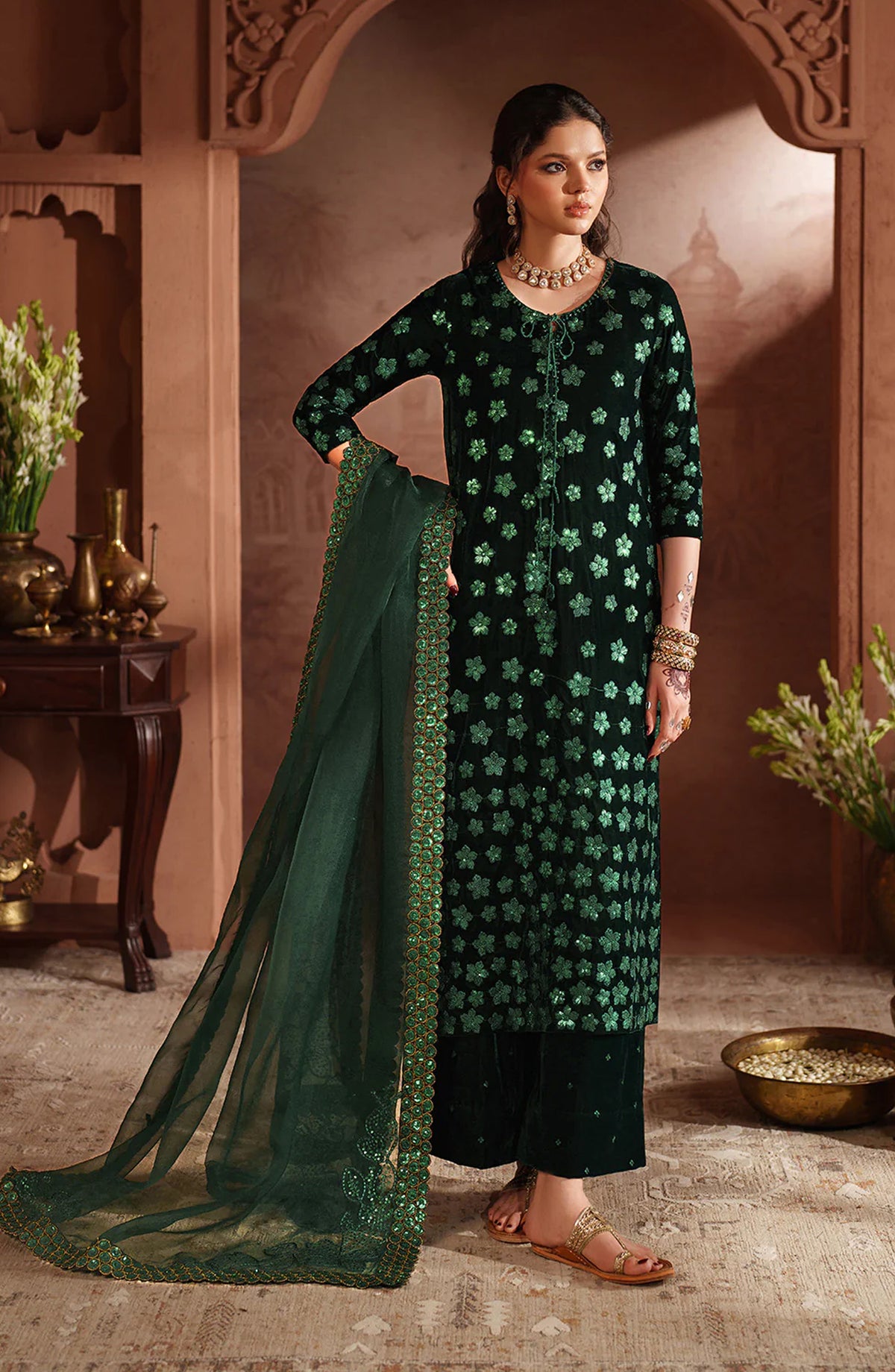 Iznik Raagni Formals Embroidered Velvet Unstitched 3 Piece Suit - IV-60 - IZN25RGN - Green - Winter Collection