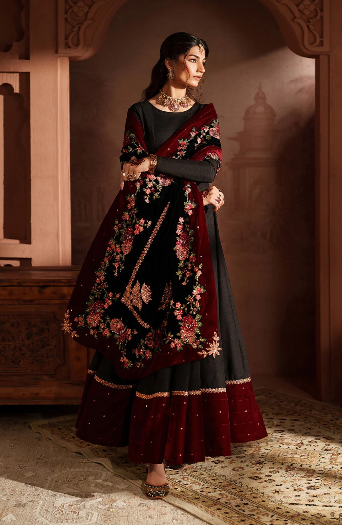 Iznik Raagni Formals Embroidered Raw Silk Unstitched 3 Piece Suit - IV-59 - IZN25RGN - Black - Winter Collection