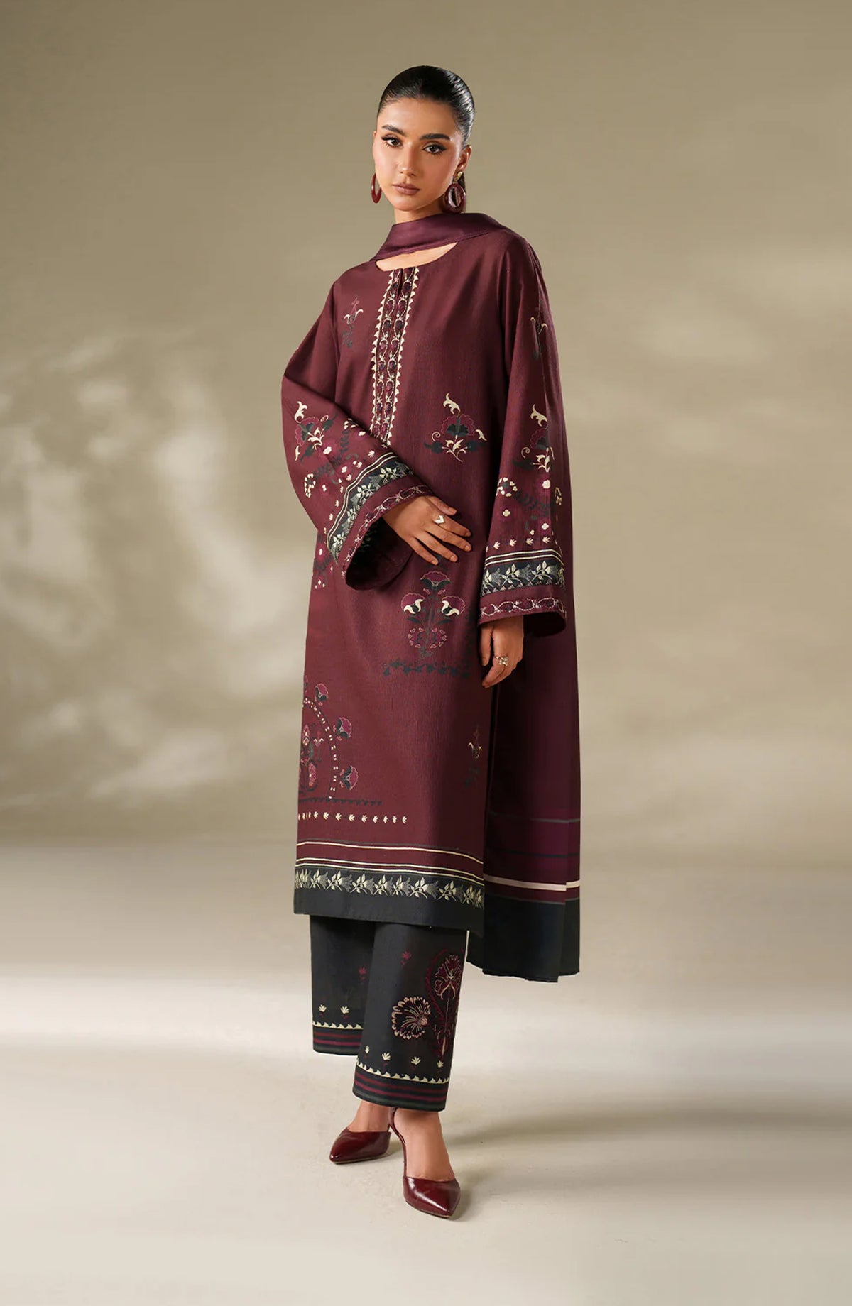 Iznik Embroidered Khaddar Unstitched 3 Piece Suit - UE-570 - IZN25KHD - Burgundy - Winter Collection