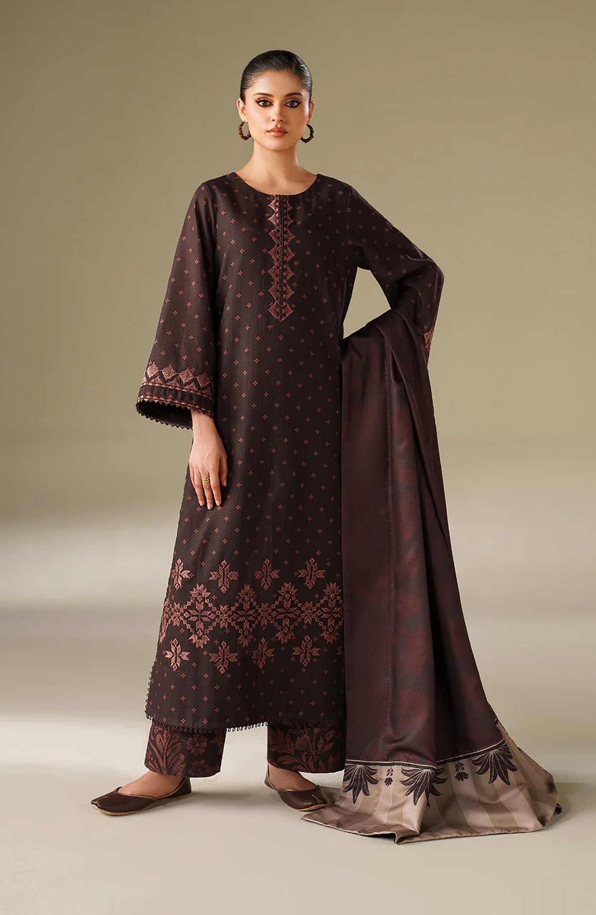 Iznik Embroidered Khaddar Unstitched 3 Piece Suit - UE-559 - IZN25KHD - chocolate brown - Winter Collection