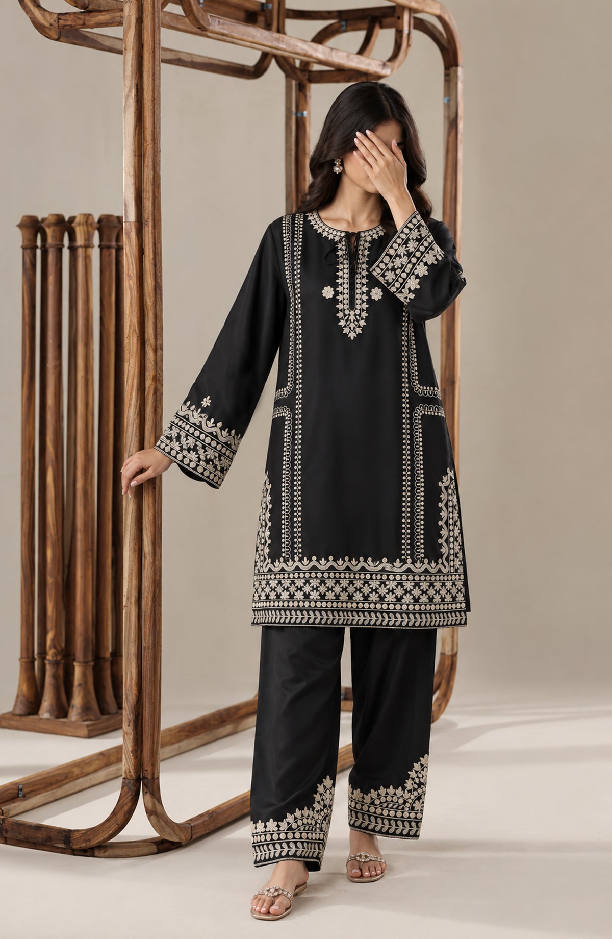 Jannah Noe by Amna Khadija Embroidered Silk Stitched 2 Piece Co-ord Set - JNLS-15 - AM26HON - Black - Summer Collection