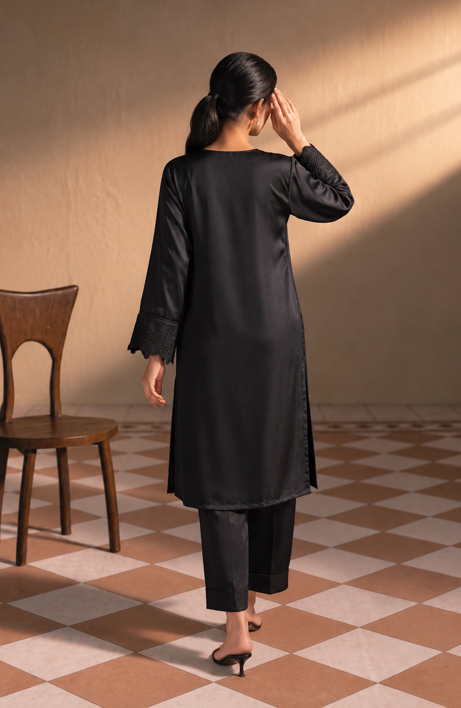 Jannah Noe by Amna Khadija Embroidered Silk Stitched 2 Piece Co-ord Set - JNLS-27 - AM26OEN - Black - Summer Collection
