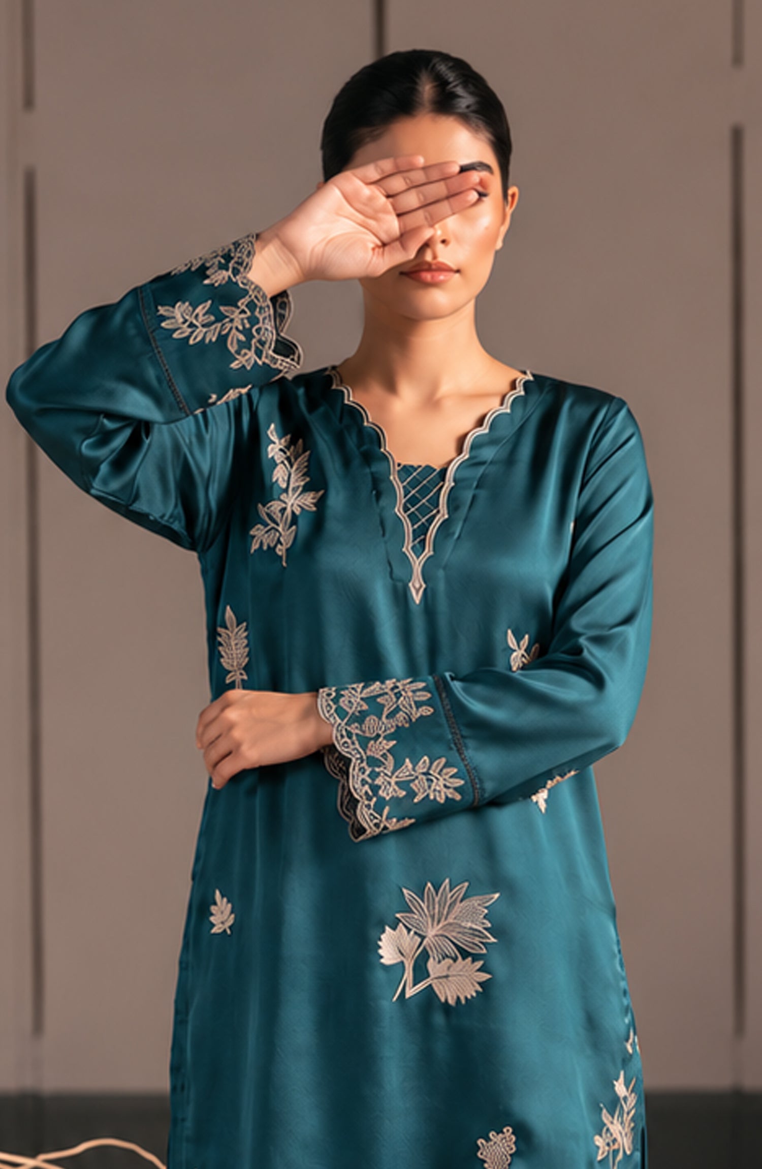 Jannah Noe by Amna Khadija Embroidered Silk Stitched 2 Piece Co-ord Set - JNLS-29 - AM26OEN - Teal - Summer Collection