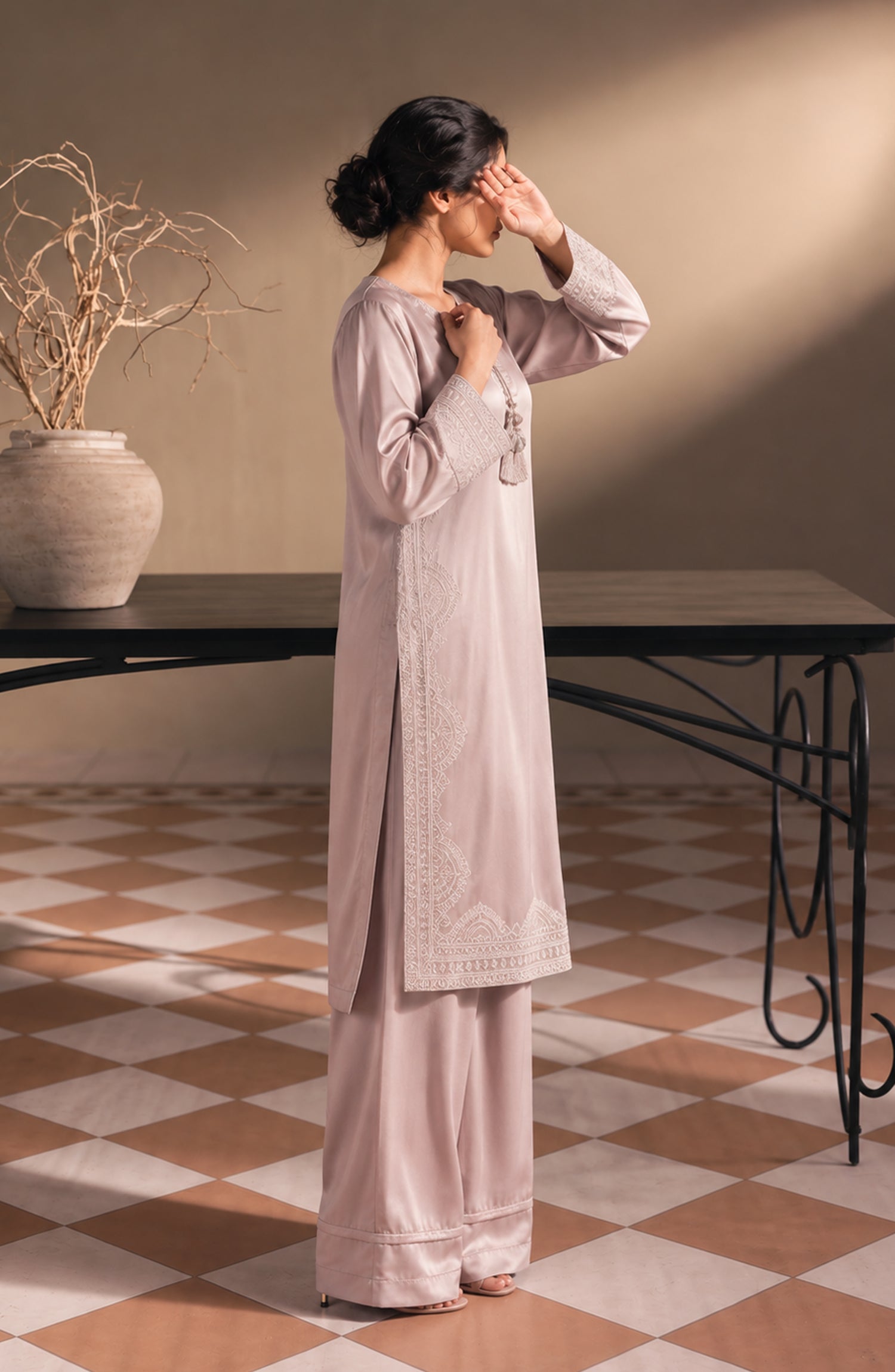 Jannah Noe by Amna Khadija Embroidered Silk Stitched 2 Piece Co-ord Set - JNLS-30 - AM26OEN - Pink - Summer Collection