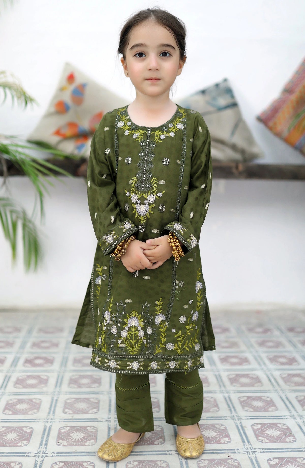 Olive Green Embroidered Suit KST 0073 KHN26NZ