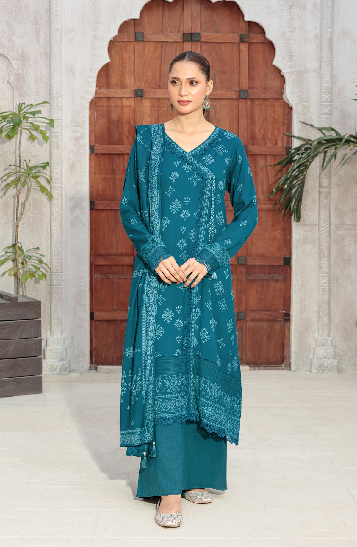 Lakhany Printed Pashmina Unstitched 3 Piece Suit - 0346-C - LKN25PSH - Teal - Winter Collection