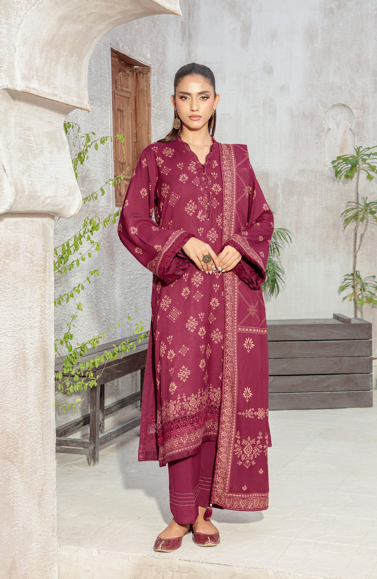 Lakhany Printed Pashmina Unstitched 3 Piece Suit - 0346-A - LKN25PSH - Pink - Winter Collection
