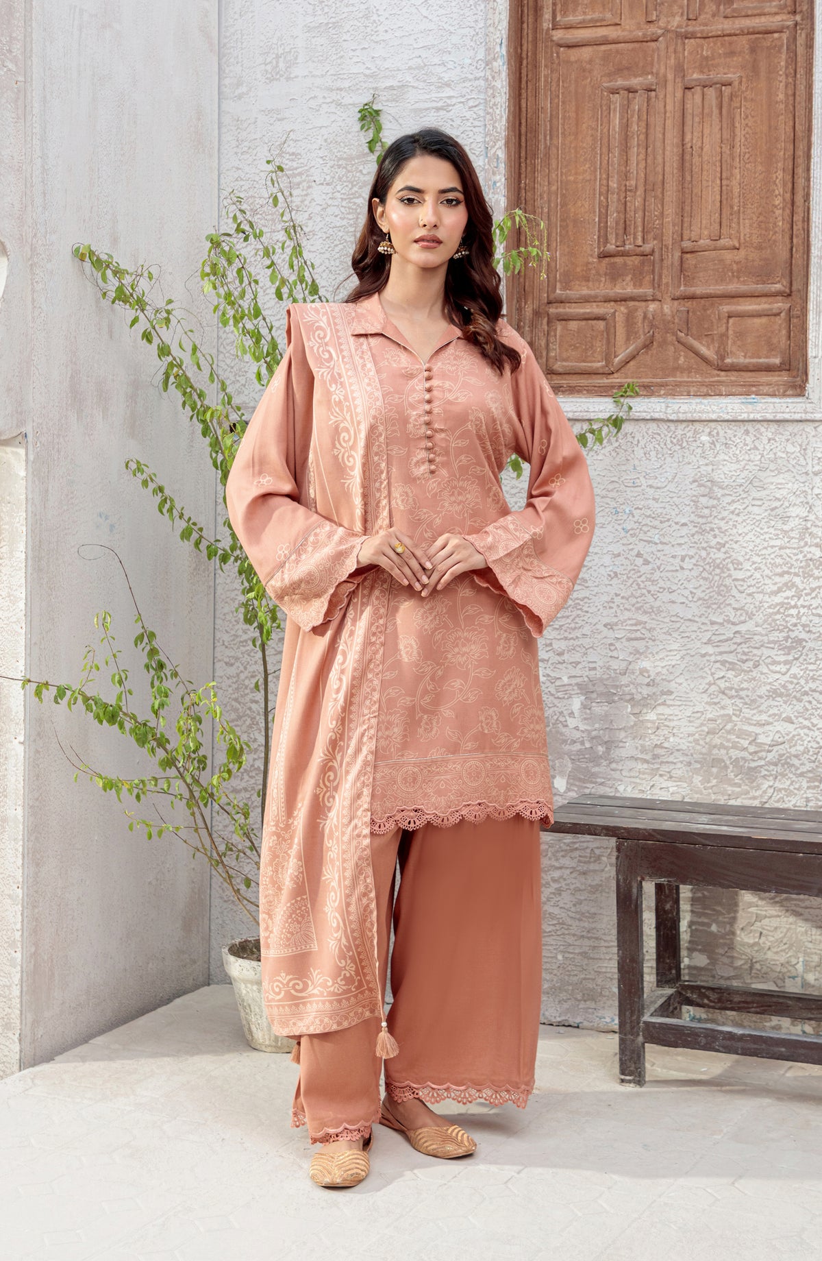 Lakhany Printed Pashmina Unstitched 3 Piece Suit - 0091-A - LKN25PSH - Peach - Winter Collection