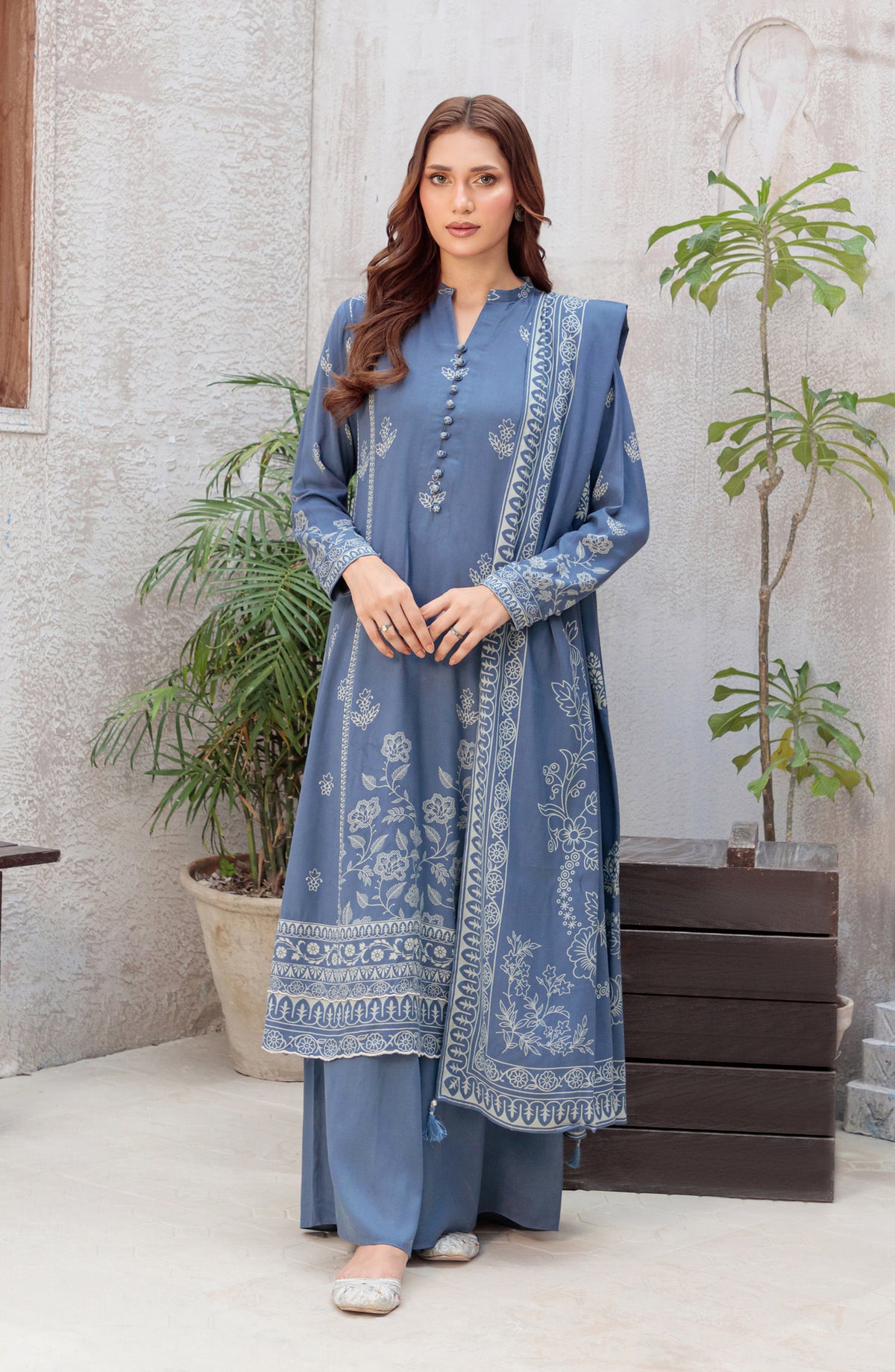 Lakhany Printed Pashmina Unstitched 3 Piece Suit - 0035-B - LKN25PSH - Blue - Winter Collection
