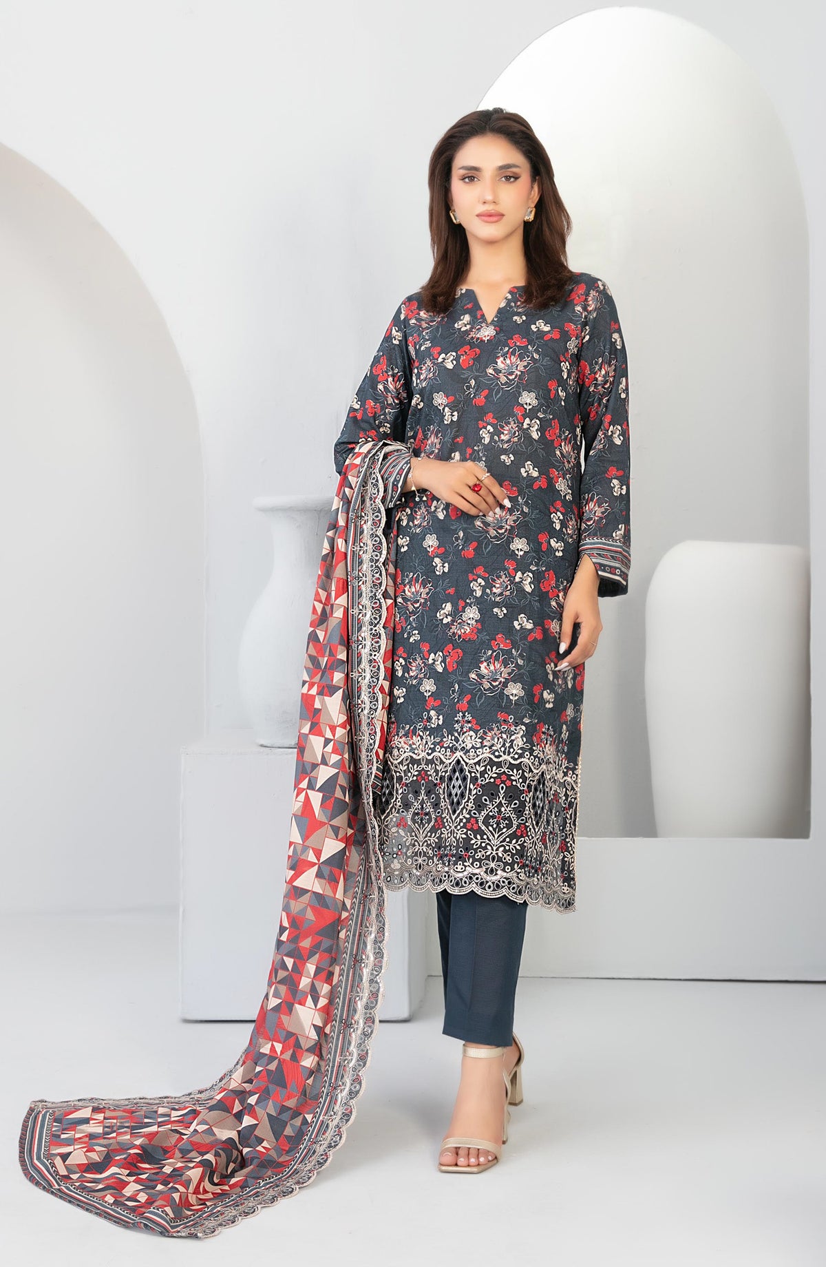 Madea by Tawakkal Fabrics Embroidered Khaddar Unstitched 3 Piece Suit - D-4770 - TF25MDEA - Blue - Winter Collection