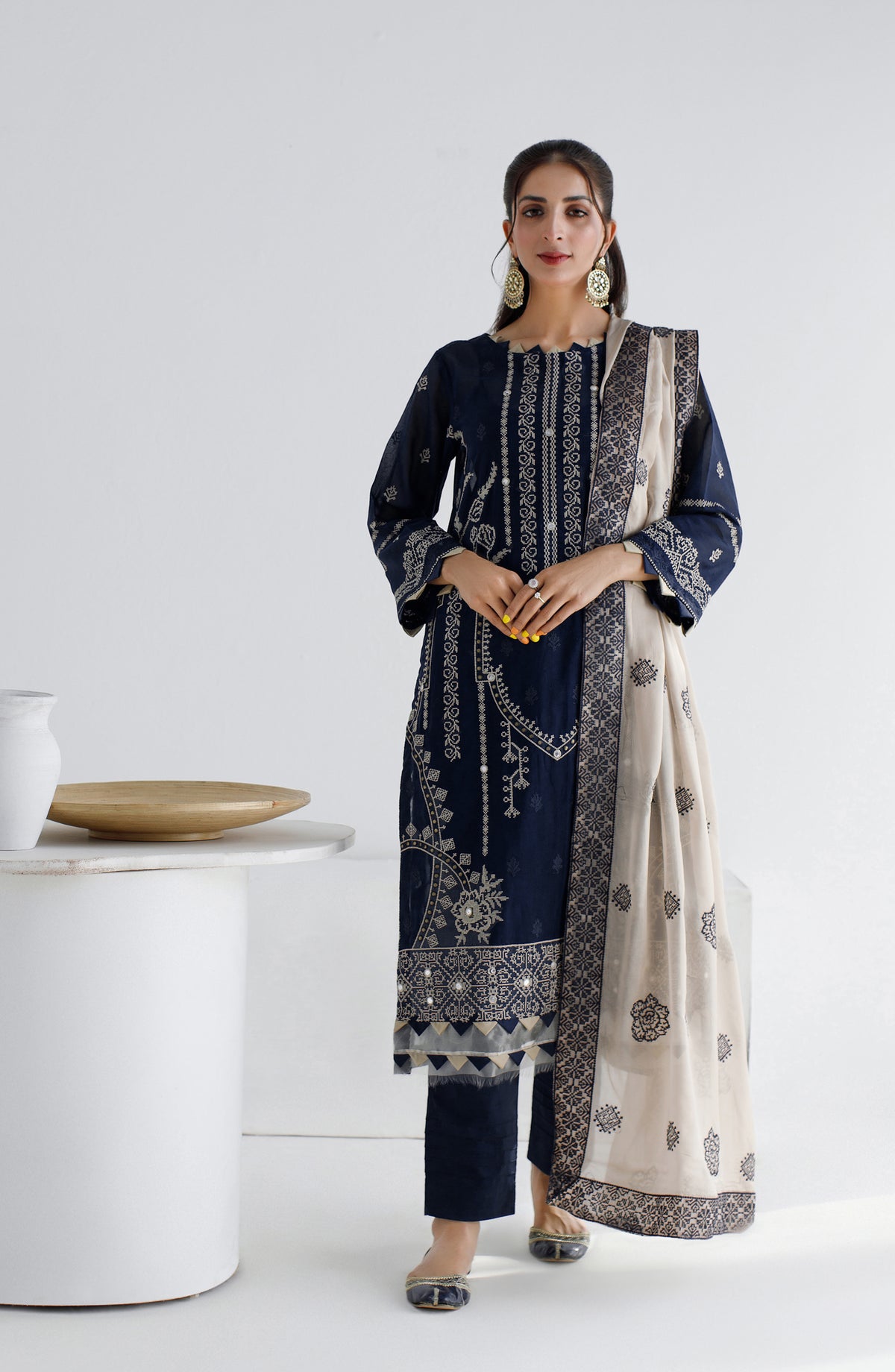 Marjjan Exclusive Embroidered Lawn Unstitched 3 Piece Suit - SMS 50 - MRJ26LW - Blue - Luxury Collection