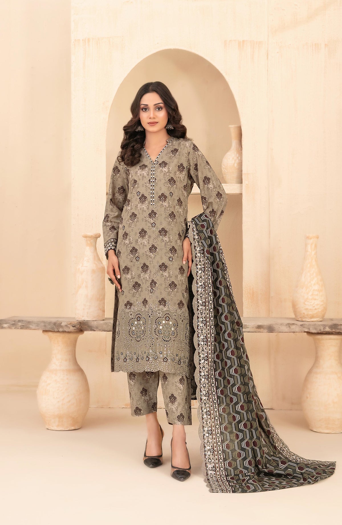 Mayesha by Tawakkal Fabrics Embroidered Khaddar Unstitched 3 Piece Suit - D-5092 - TF25MESH - Brown - Winter Collection