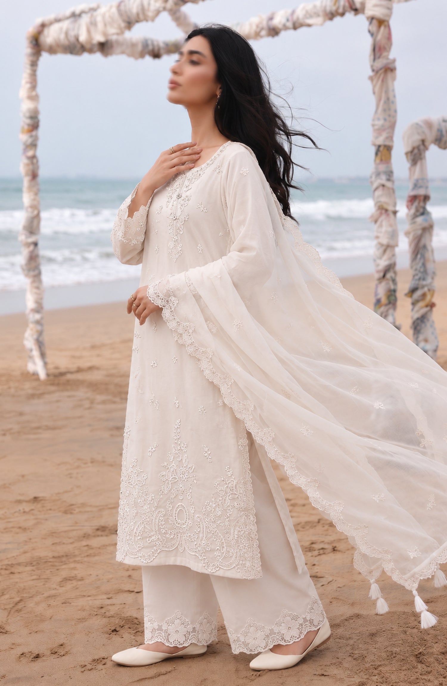Mehfil by Amna Khadija Embroidered Cotton Stitched 3 Piece Suit - AKM-02 - AM26MFL - White - Luxe Collection