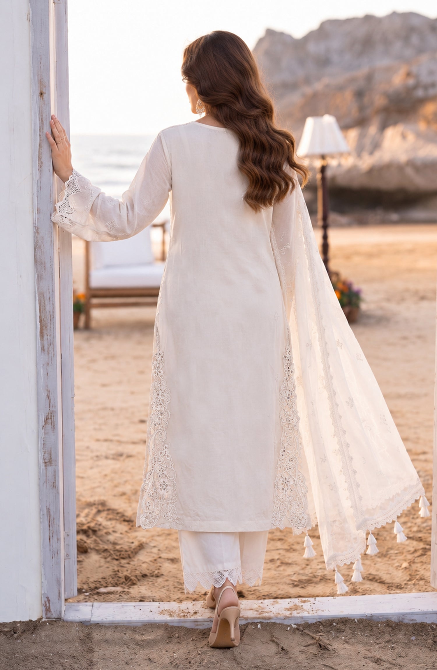 Mehfil by Amna Khadija Embroidered Cotton Stitched 3 Piece Suit - AKM-03 - AM26MFL - White - Luxe Collection