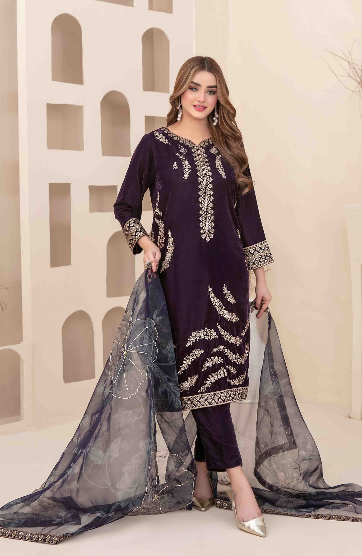 Minakari by Tawakkal Fabrics Embroidered Velvet Unstitched 3 Piece Suit - D-5276 - TF25VLT - Purple - Winter Collection