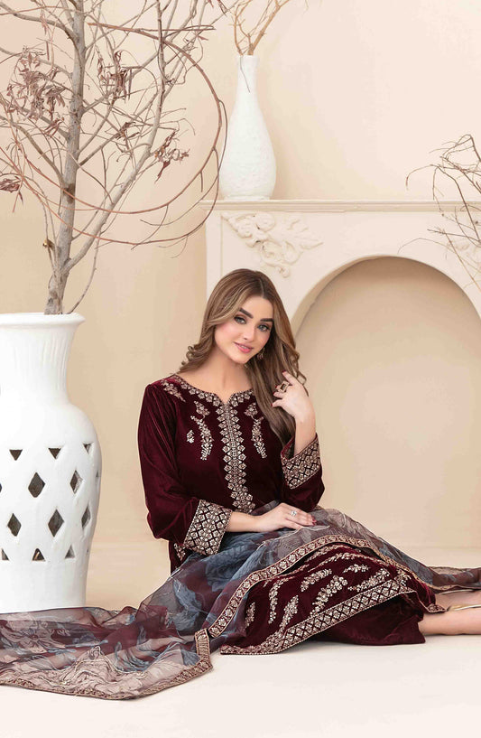 Minakari by Tawakkal Fabrics Embroidered Velvet Unstitched 3 Piece Suit - D-5274 - TF25VLT - Maroon - Winter Collection