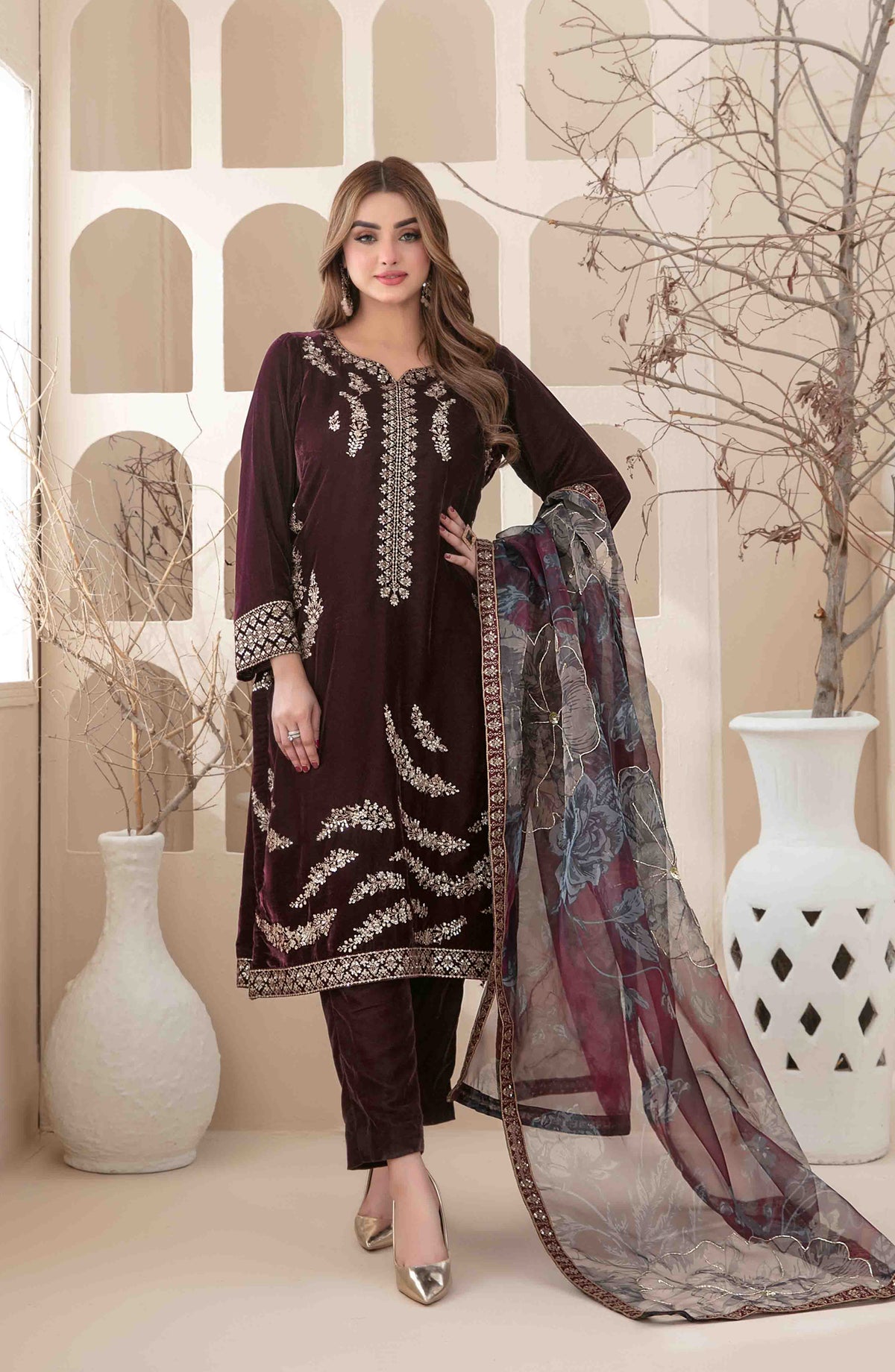 Minakari by Tawakkal Fabrics Embroidered Velvet Unstitched 3 Piece Suit - D-5271 - TF25VLT - Purple - Winter Collection