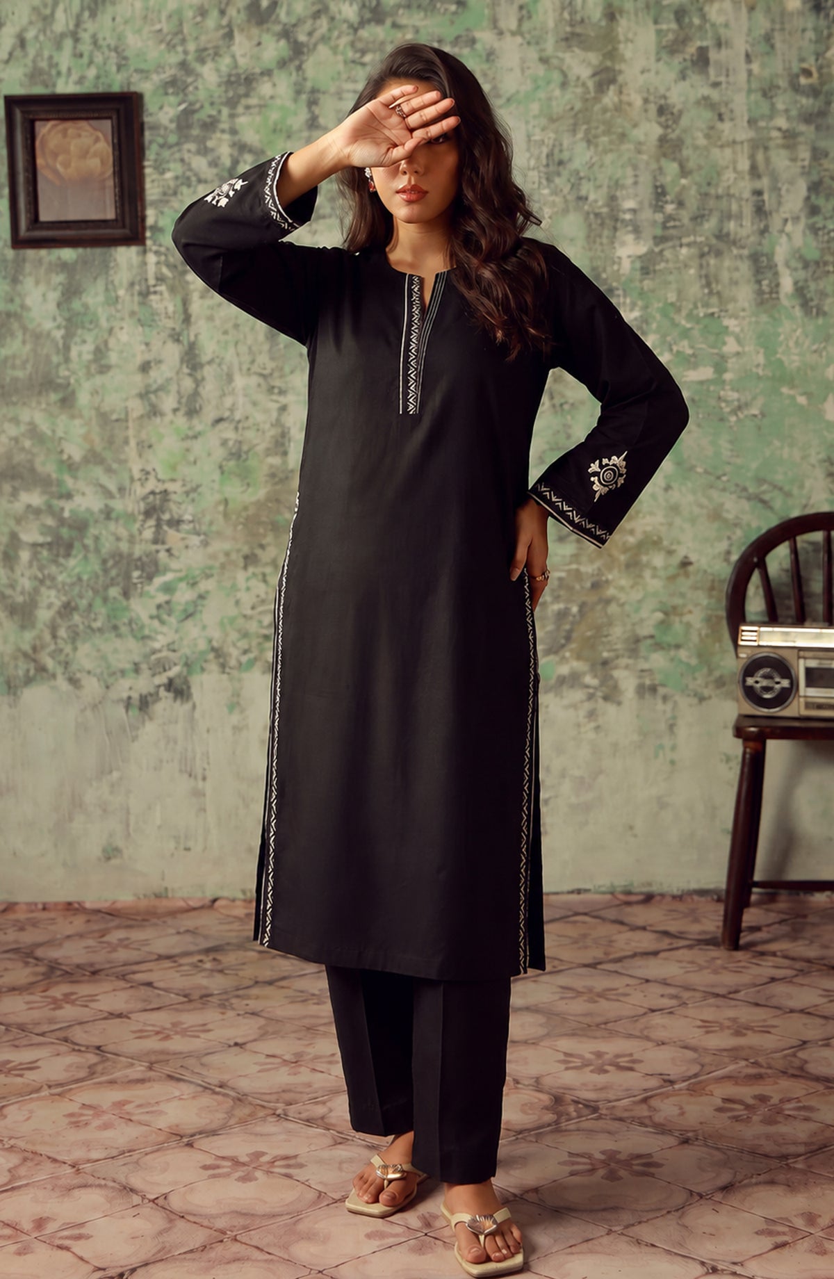 Miras by Amna Khadija Embroidered Cotton Stitched 2 Piece Co-ord Set - AKM-03 - AM26MRAS - Black - Summer Collection